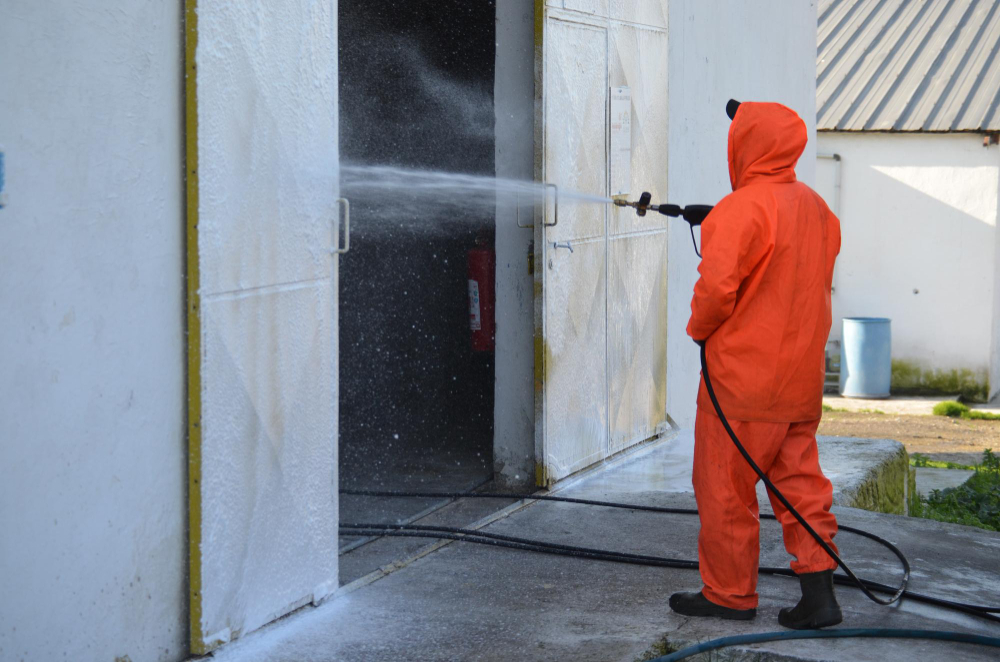 Garage Door Spray Painters in Maidenhead SL6 1 